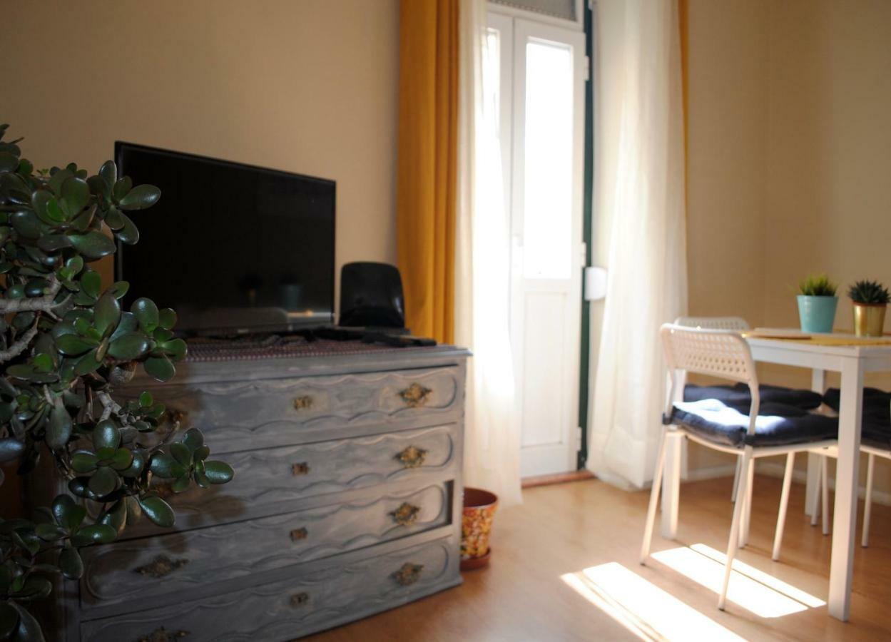 Charming City Centre Apartment Lisboa Exterior foto